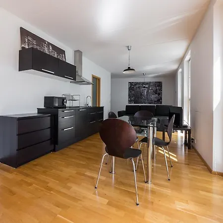Goodson & Red Rotermanni Quarter Apartments Tallinn